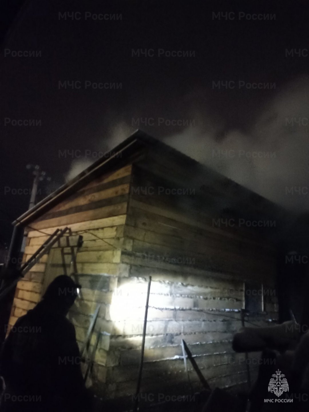 Пожар в Казаченско-Ленском районе